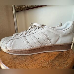 Light gray distressed supestar addias sneakers men